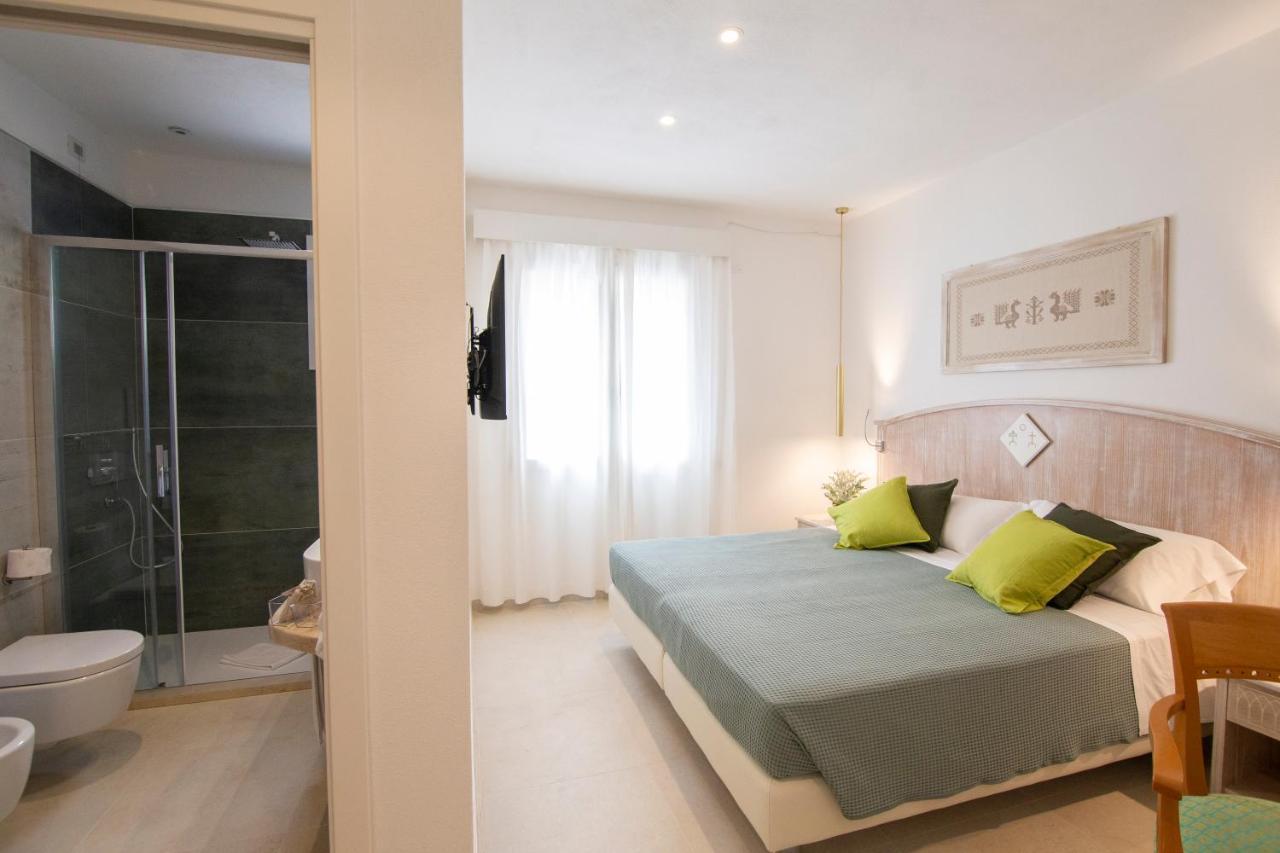 Tabernabe Hotel Tortolì Екстериор снимка