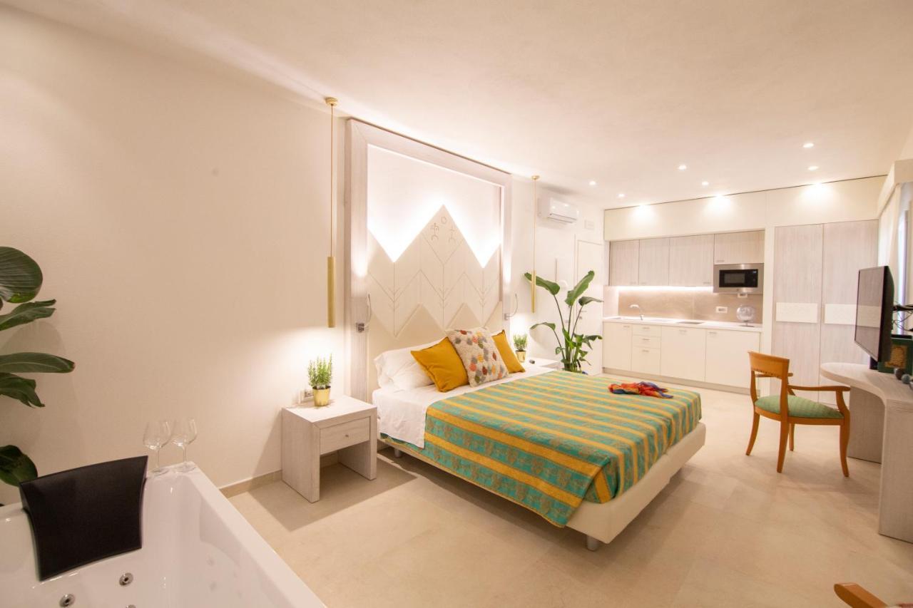 Tabernabe Hotel Tortolì Екстериор снимка