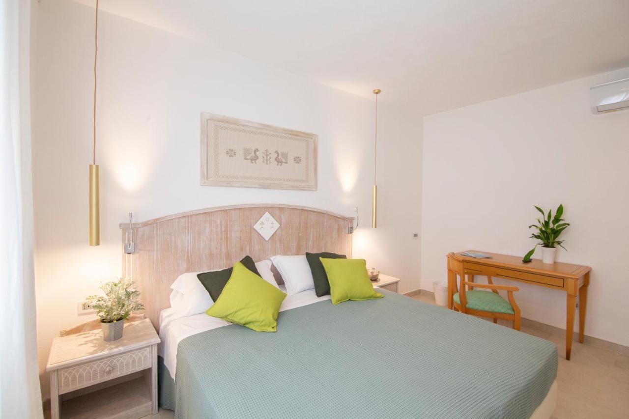 Tabernabe Hotel Tortolì Екстериор снимка