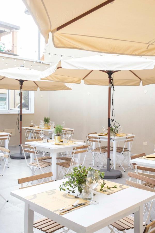Tabernabe Hotel Tortolì Екстериор снимка