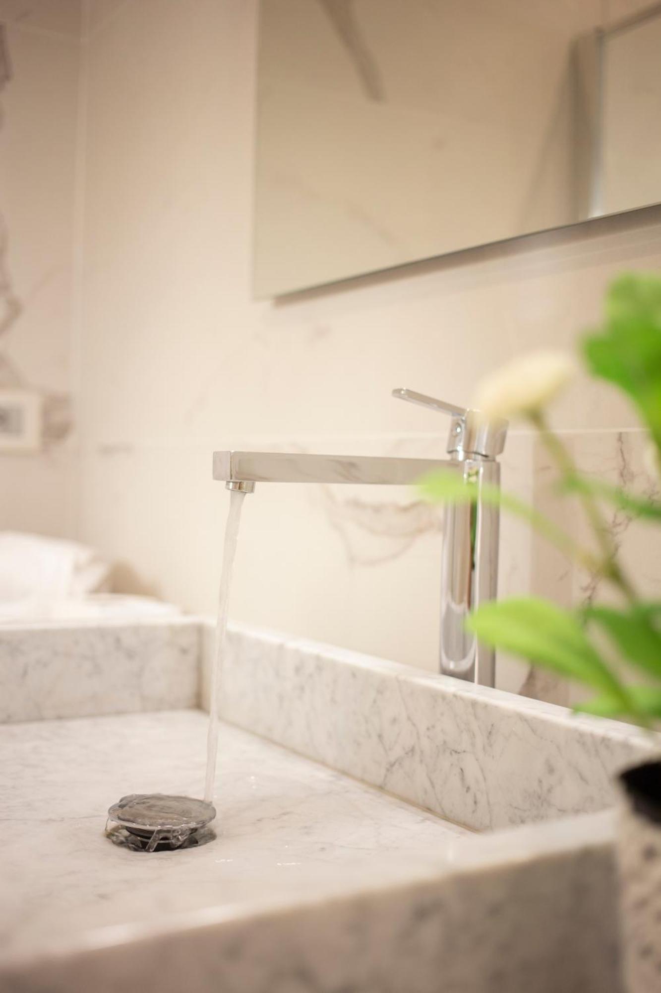 Tabernabe Hotel Tortolì Екстериор снимка