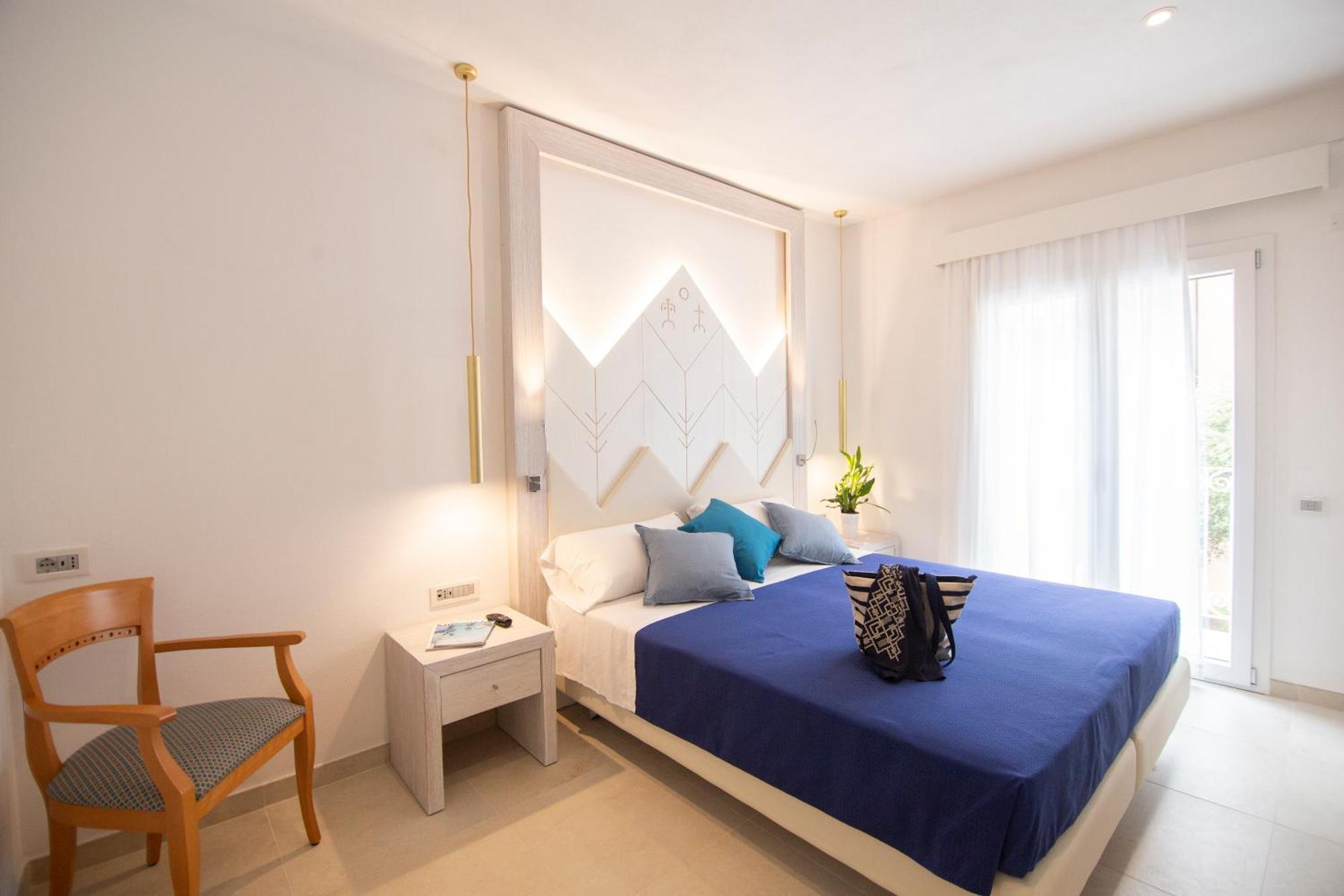 Tabernabe Hotel Tortolì Екстериор снимка